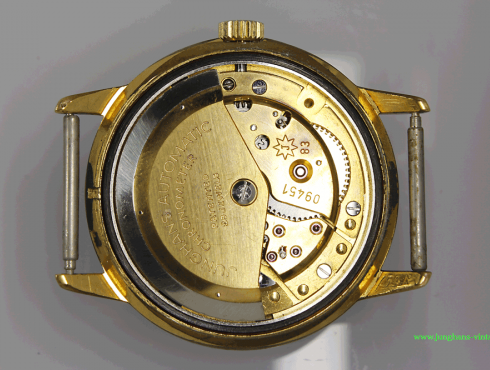 Junghans-J83-1-Werk-1movem.png