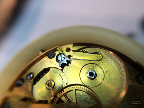 Junghans-J84-S3-Meister-12.png