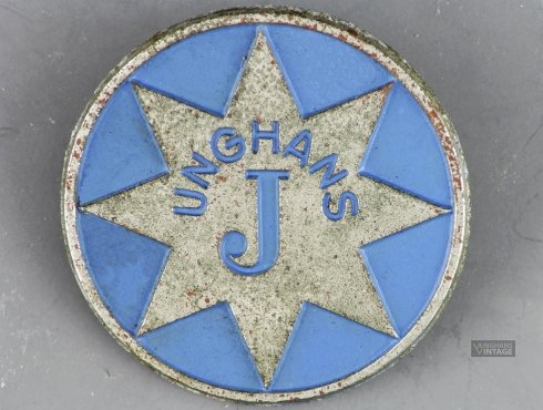 Junghans-Ansteckbutton-Mitarbeiter-001.jpg