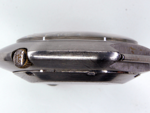 Junghans-Diskus-Durowe-7526-06.png
