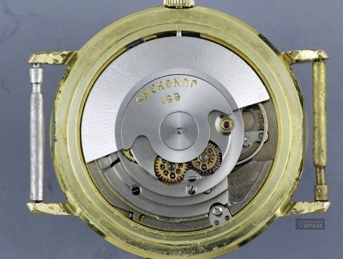 Junghans-651-ETA-2472-004.jpg