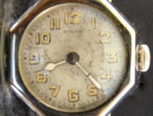 Junghans-J53-Octogon-Front-Foto-u.-Sammlung-M.-Bütow.JPG