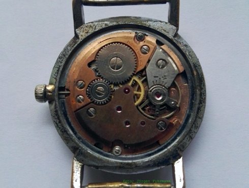 Junghans-Peseux-705004.jpg