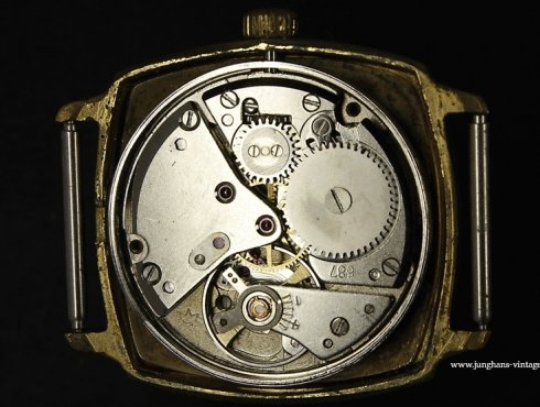 Junghans-687.00-001.jpg