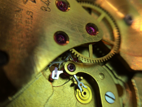 Junghans-J84-S3-Meister-09.png