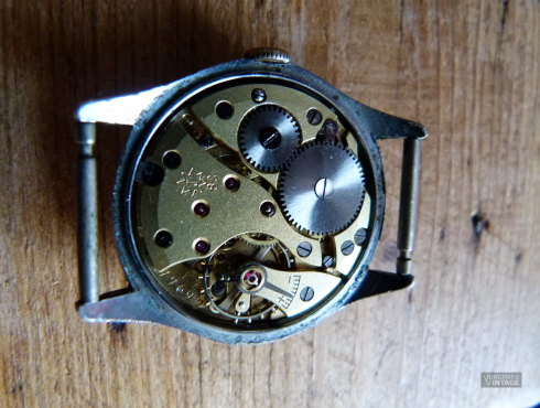 Junghans-J82-Junghans-682.70-01.png