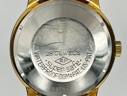 Junghans-J83-Chronometer-29-Jewels-002.jpg