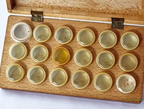 Junghans-Fournituren-Kasten-Holz-groß-2.jpg