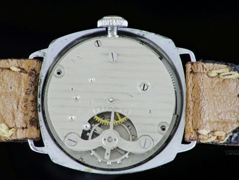 Junghans-J54-E-03.jpg