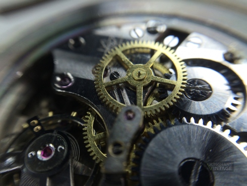 Junghans-J80_3-separater-Ankerradkloben-08.png