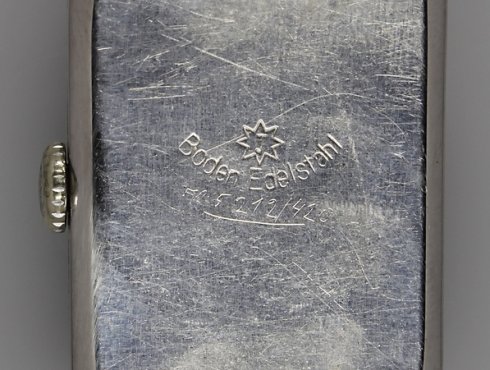 Junghans-J98-1-698.70-Rückseite-rear-76.jpg