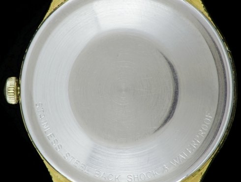 Junghans-651.10-17-Steine-ETA-2451-02.jpg