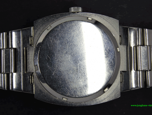 Junghans-Scheibenuhr-PUW-1560-D-_MG_8538.png
