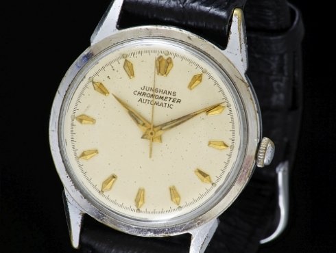Junghans-J83-Junghans-683.71-28-Jwls-01.jpg