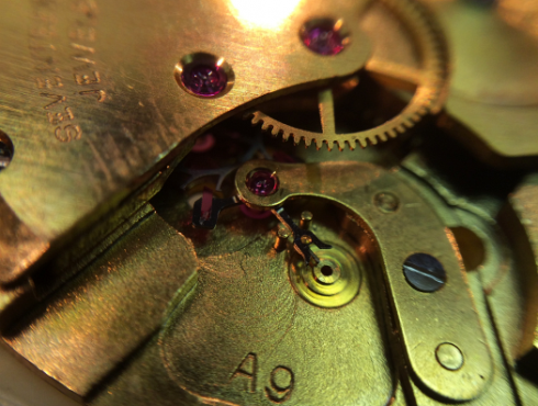 Junghans-J84-S3-Meister-08.png