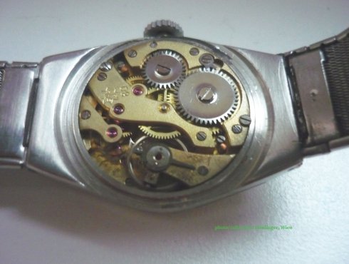 Junghans-Meister-8.jpg