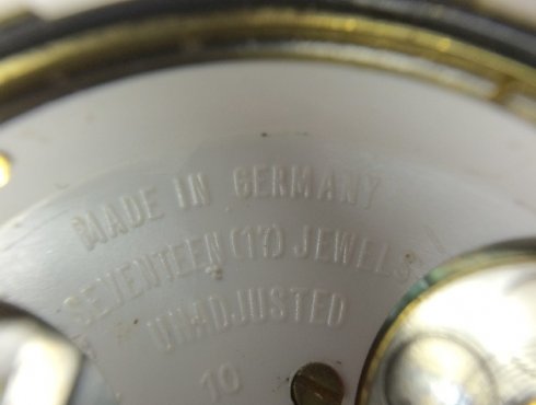 Junghans-600.11-1001.jpg