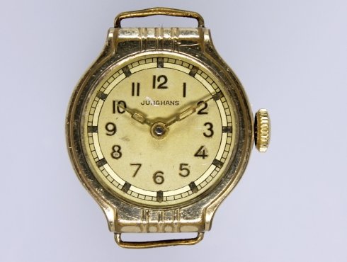 Junghans-J81-7-Jewels-Front-ohne-Glas.jpg