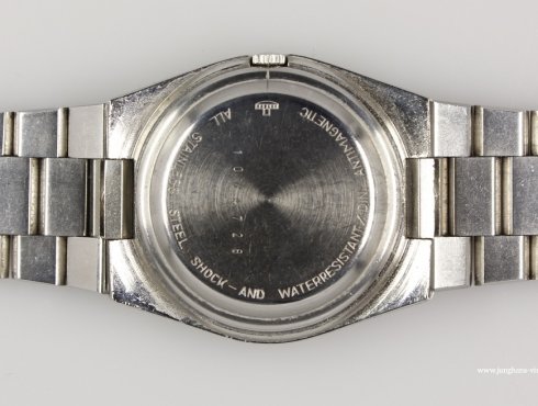 Junghans-667.20-Rückseite-rear.jpg