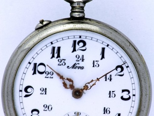 Junghans-Nova-Taschenuhr-001.jpg