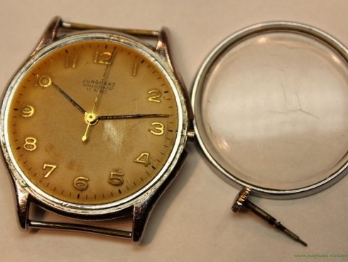 6-Junghans-J80-Junghans-680.72-dreiteiliges-Gehäuse-case-with-three-parts.jpg