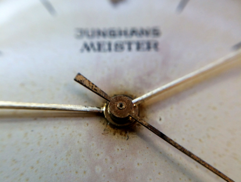 Junghans-J84-S3-Meister-66.png