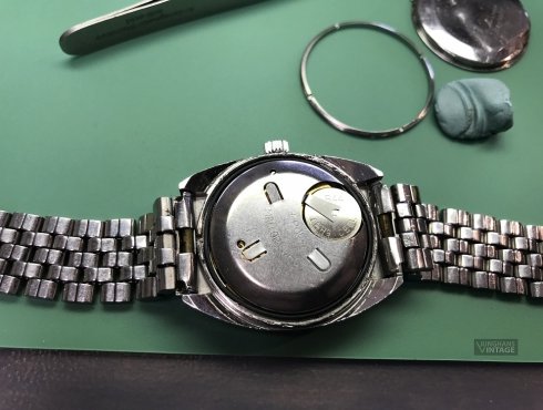 Junghans-600-Taucher-Skin-diver-040.jpg