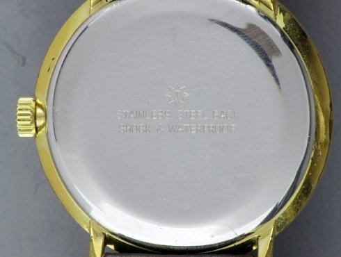 Junghans-Max-Bill-schwarz-Streifen-Junghans-J84S3-004.jpg