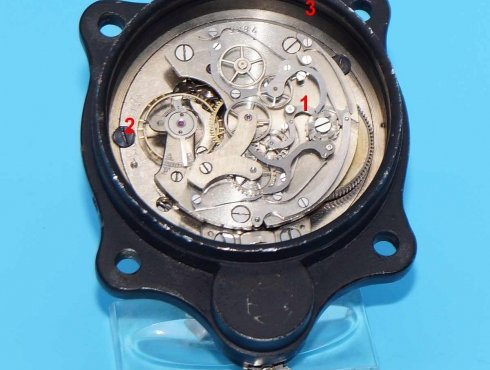 Junghans-J30-BZ-Borduhr-BoUk-1-Fl.23885-V1.2-007.jpg