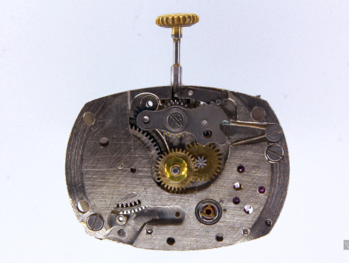 Junghans-J98_5-Junghans-698.75-01.png