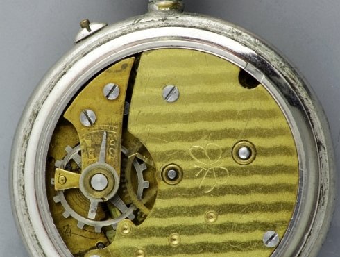 Junghans-Ego-Kaliber-H-001.jpg