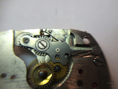 Junghans-J98-5-Junghans-698.75-055.png