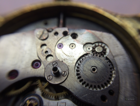 Junghans-J98-5-Junghans-698.75-027.png