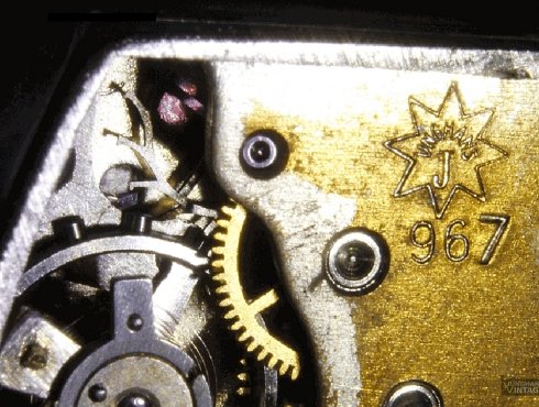 Junghans-J96-7-Detail-Palettenhemmung.jpg