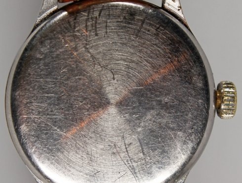 Junghans-J98-Junghans-698-72-Ingersoll-Rückseite-back.jpg