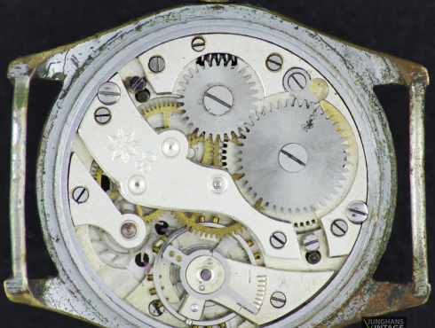 Junghans-J80-Junghans-J80.70-11-Jewels-0002.png