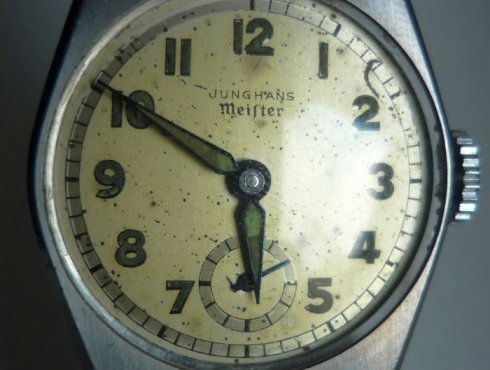 Junghans-Meister-3.jpg