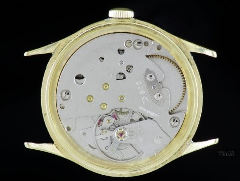 Junghans-620.70-Diehl-D620-7-Steine-03.jpg