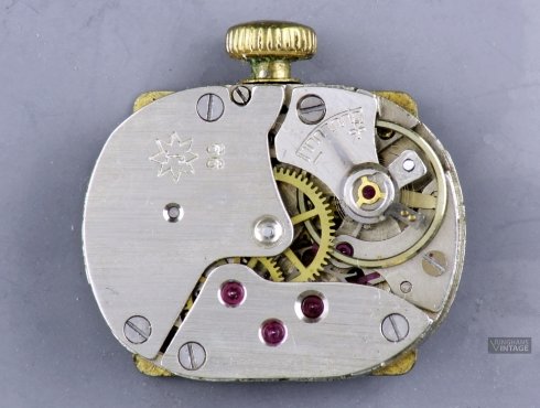 Junghans-699.70-002.jpg