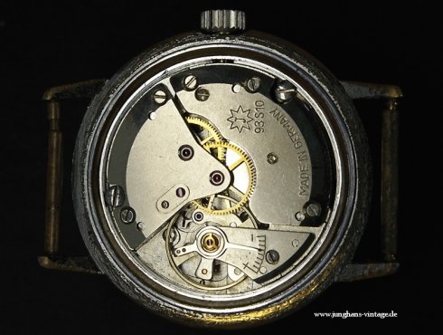 Junghans-J93S10-Junghans-693.00-Werk-movement.jpg