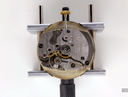 Junghans-J98_5-010.png