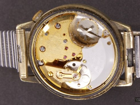 Junghans-600.11-911.jpg