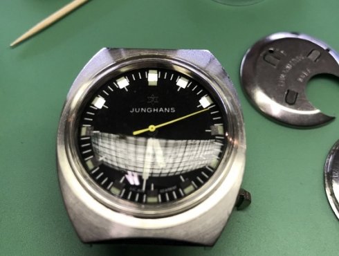 Junghans-600-Taucher-Skin-diver-029.jpg