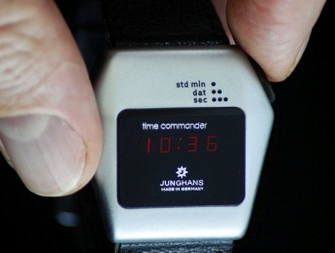 Junghans-613-time-commander-04.jpg