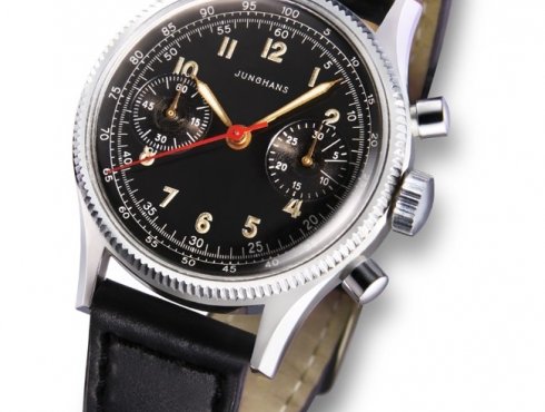 7_Chrono-J88-Beauty.jpg
