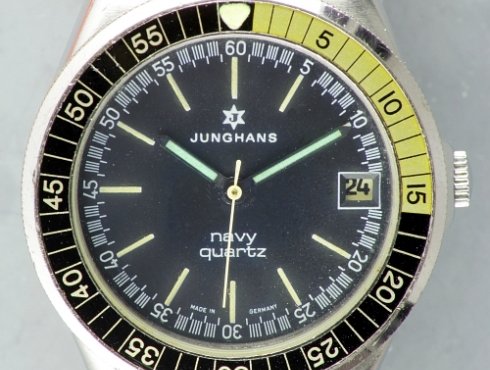 Junghans-667.20-navy-quartz-Trafalgar-02.jpg