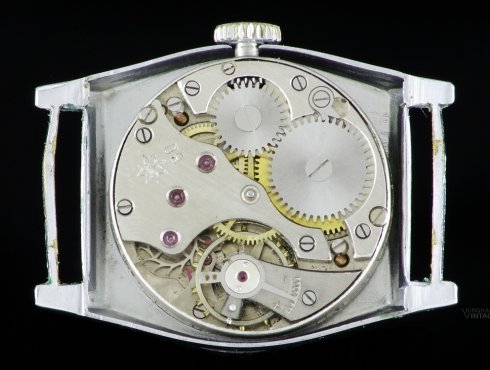 Junghans-J80_4-Junghans-680.72-Meister-03.jpg