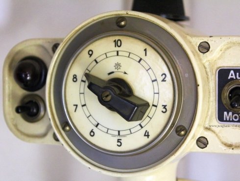 56-Zeitschaltuhr-der-Reinigungsmaschine-timer-of-the-cleaning-machine.jpg