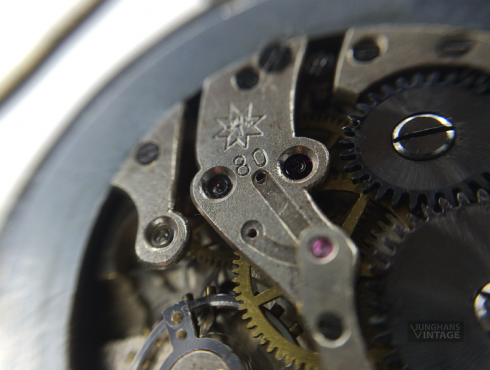 Junghans-J80_3-separater-Ankerradkloben-06.png